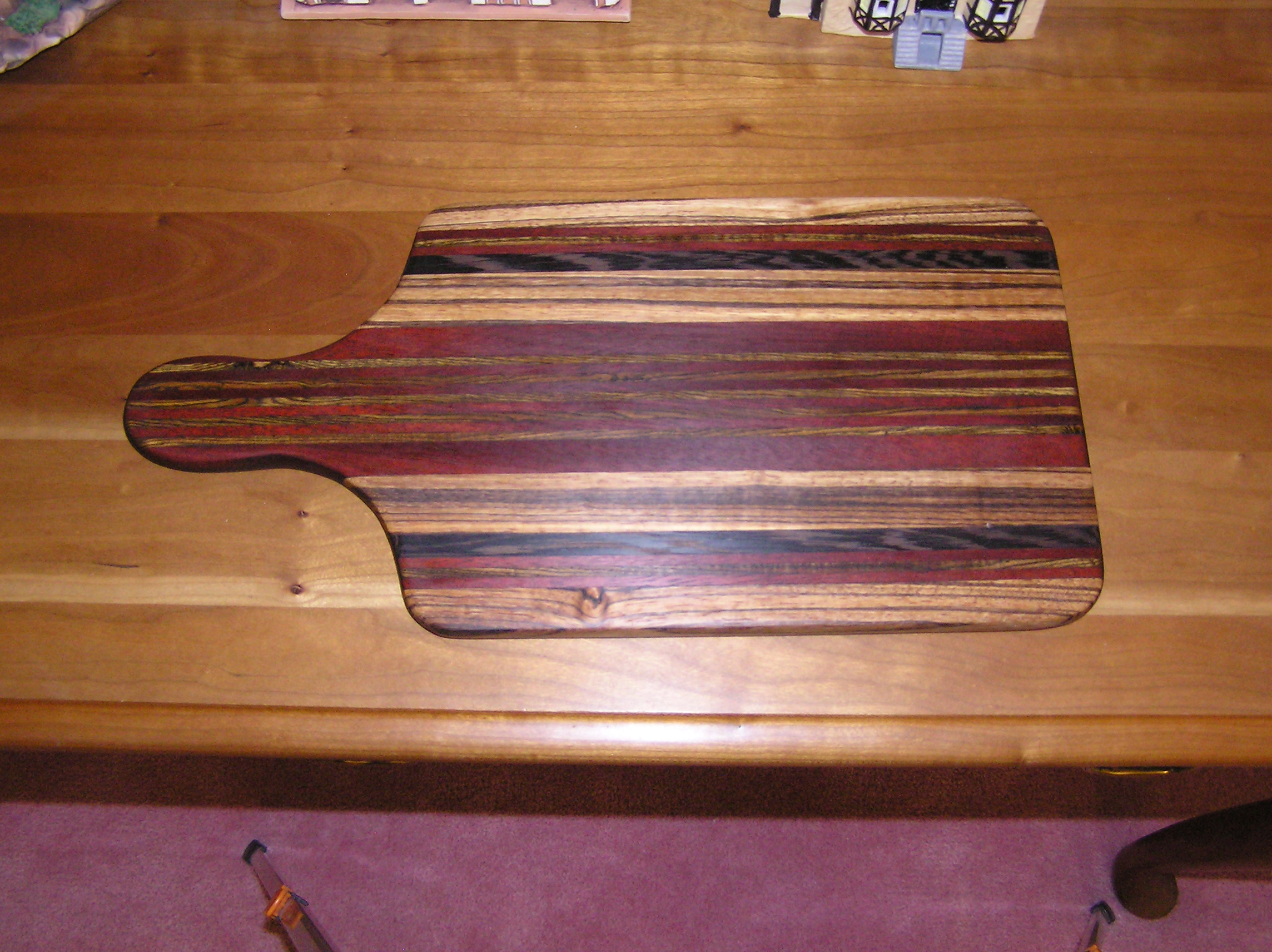 https://www.woodworkerssource.com/blog/wp-content/uploads/2009/11/Woodworking_Projects_019.jpg