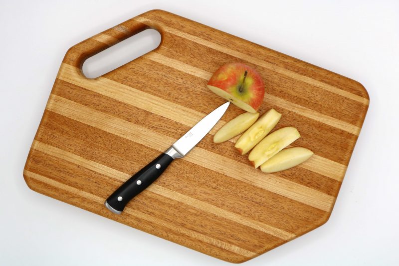 4 Simple Tricks for an EyeCatching Wood Cutting Board