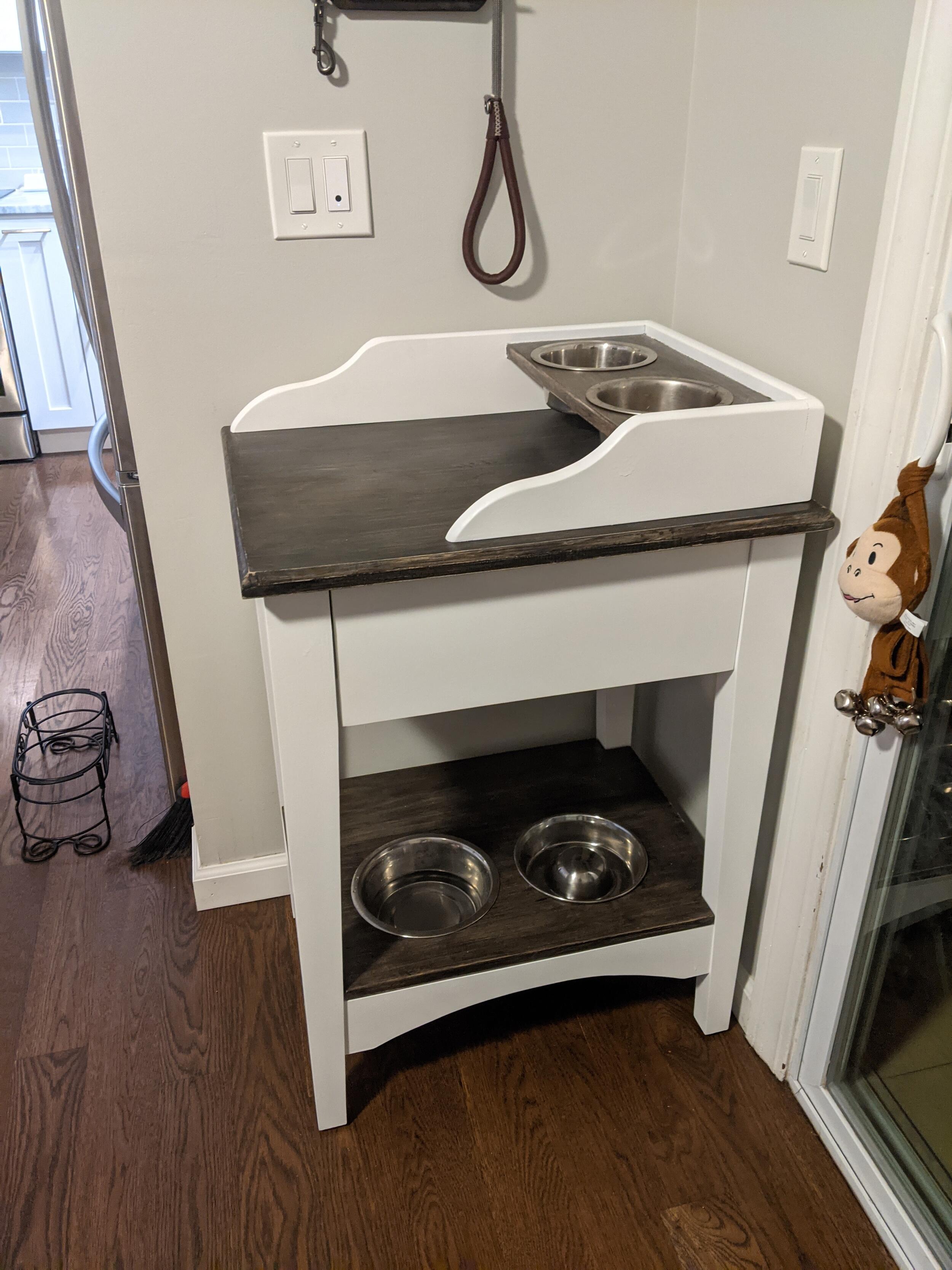 10 Custom Pet Feeding Stations For The Kitchen — Eatwell101